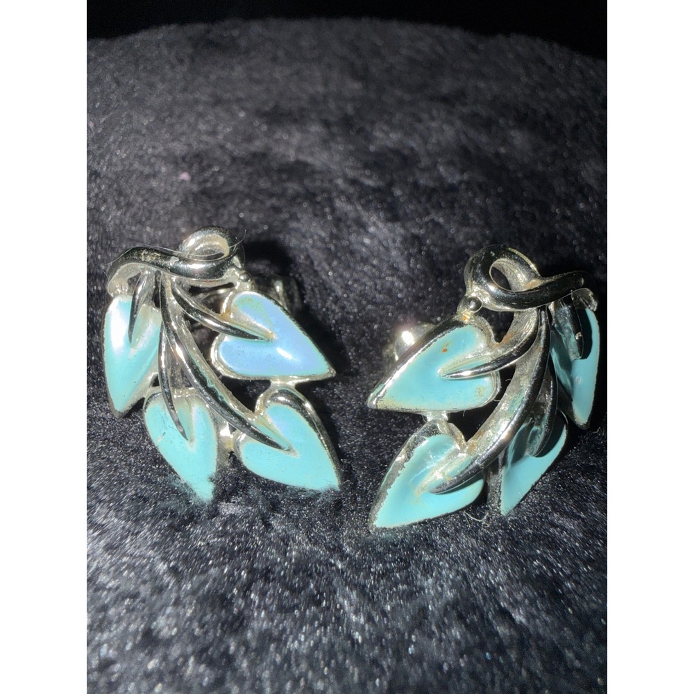 Vintage Coro Silver Tone Light Blue Enamel Leaf Spray Clip On Earrings